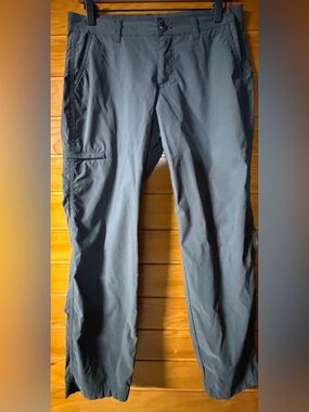 Gerry Women’s Gray Outdoor Hiking Travel Pants Size Small Stretch Zip Pockets